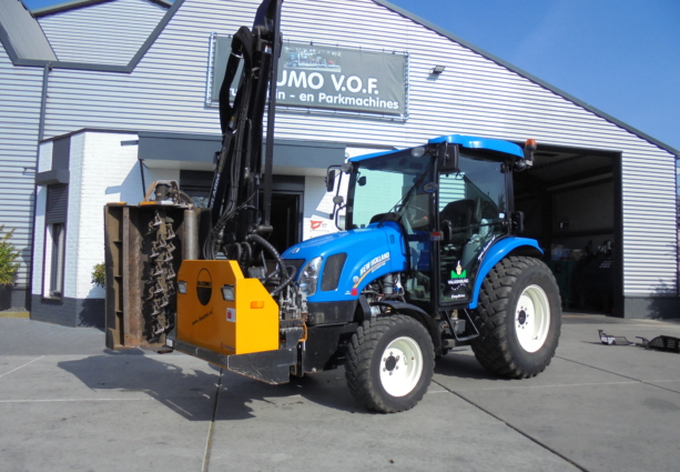new holland boomer easydrive met mc connel 4330